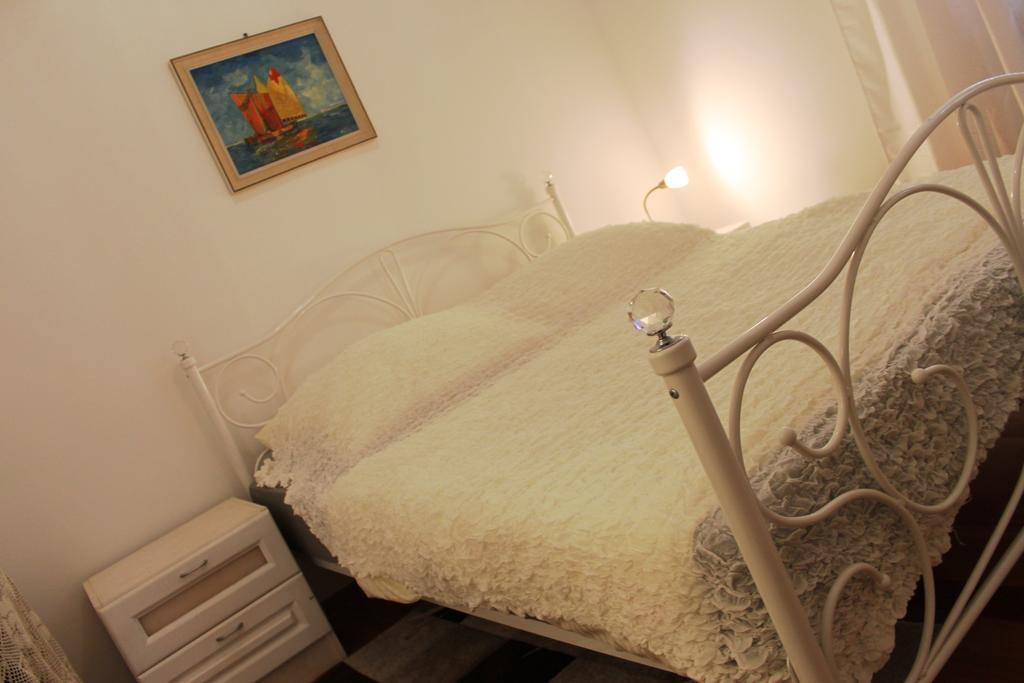 Ana Apartment Pula Habitación foto